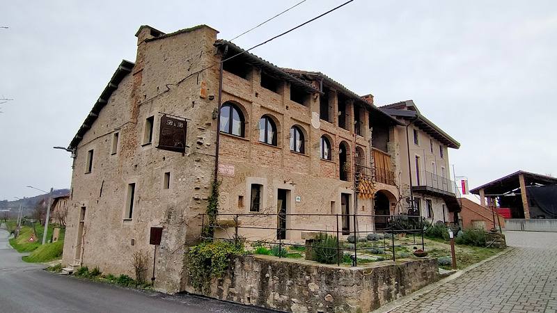 immagine di un cascinale